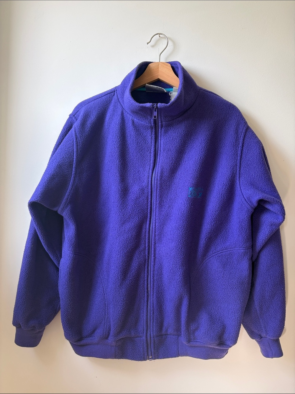 VINTAGE Mountain Gear Men's Full-Zip Purple Fleece sweater